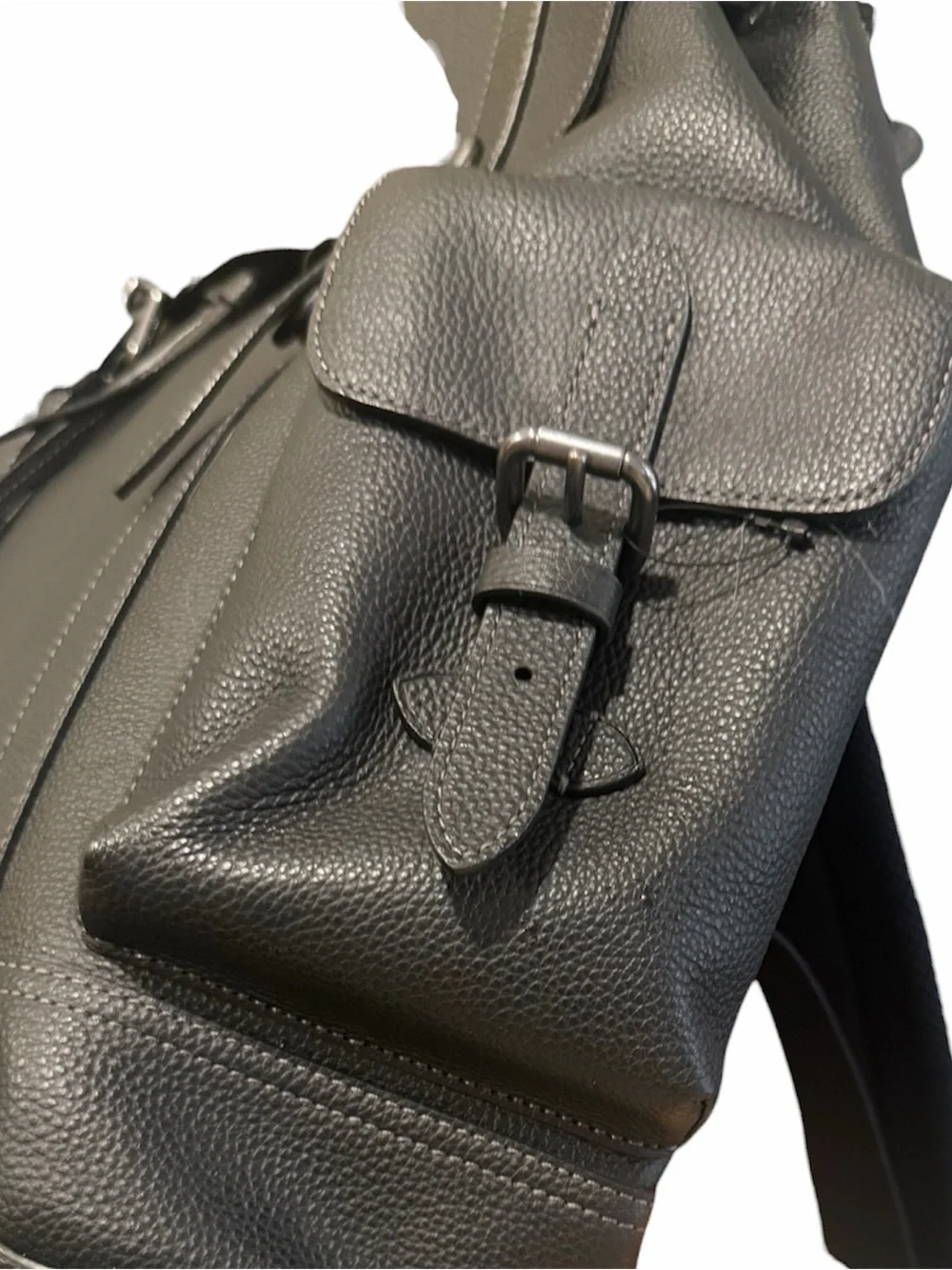 Coach Hudson Backpack | Black Pebbled Leather Men’s | Buckle Pockets